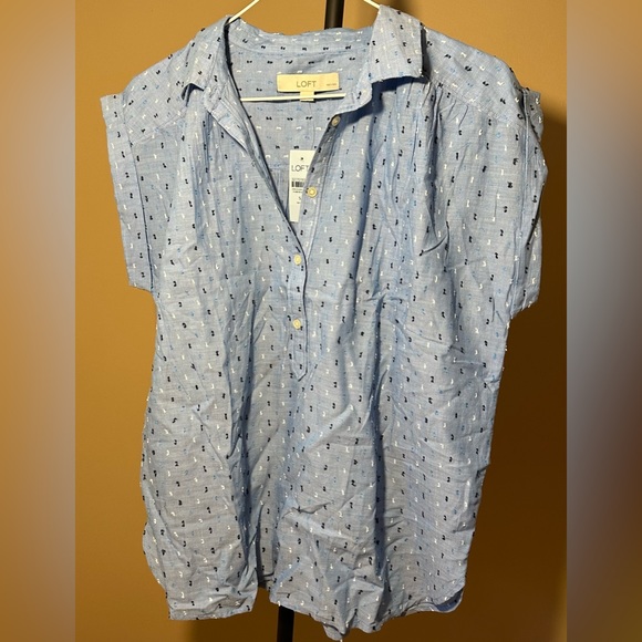 LOFT Petite Clip Chambray Dolman Everyday Shirt - Picture 2 of 7